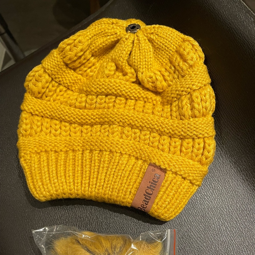 Yelllow Beadchica Beenie